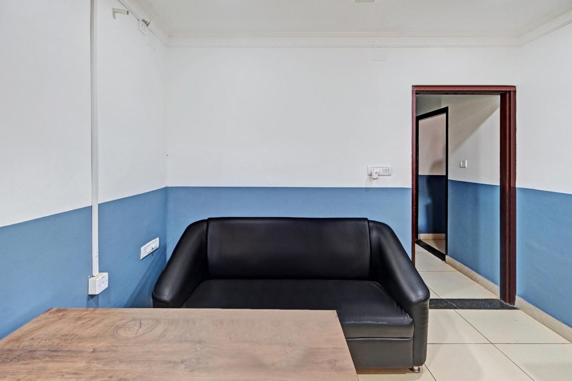 Hotel O Hi5 Days Inn Premium Bhubaneswar Exterior photo